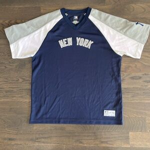 Men’s NY Yankees Short Sleeve Shirt